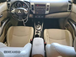 2012 Mitsubishi Outlander SE z VIN JA4AS3AW6CU000949, wystawiony jako Copart lot #58219215 z przebiegiem 220 267 mil mil oraz Czysty tytuł • Clean title. Historia ofert i sprzedaży dostępna na DreamBid. Obrazek 8.
