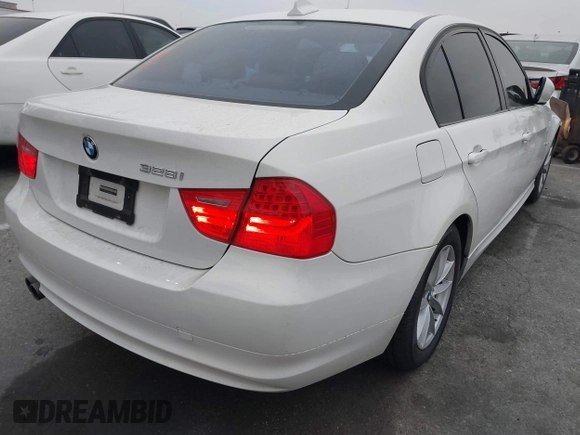 2010 BMW 3 Series 328i with VIN WBAPH5G58ANM70414, listed as a IAAI auction lot 42013374 with 146,647 mi miles and . Bid and sale history available at DreamBid. Image 4.