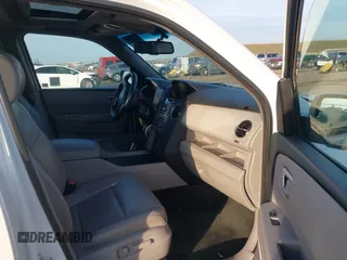 2014 Honda Pilot EX-L with VIN 5FNYF3H57EB025702, listed as a IAAI auction lot 41242826 with 190,503 mi miles. Bid and sale history available at carsss.com. Image 5.