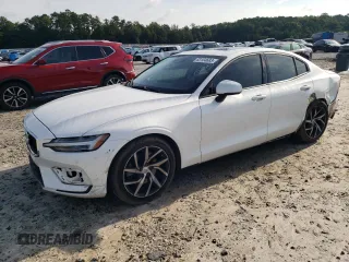 2019 Volvo S60 Momentum with VIN 7JR102FK2KG009996, listed as a Copart auction lot 63184683 with 62,701 mi miles. Bid and sale history available at carsss.com. Image 1.