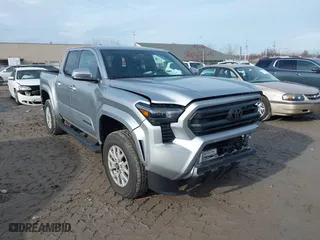 2024 Toyota Tacoma 4WD SR5 with VIN 3TMLB5JN9RM067124, listed as a IAAI auction lot 41169034 with 761 mi miles. Bid and sale history available at carsss.com. Image 1.