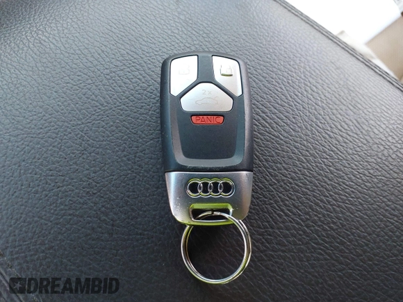 2022 Audi Q5 Sportback S line Premium с VIN WA14AAFY3N2090977, выставлен на аукционе IAAI как лот 42174322 с пробегом Не указан миль и . История ставок и продаж доступна на DreamBid. Изображение 11.