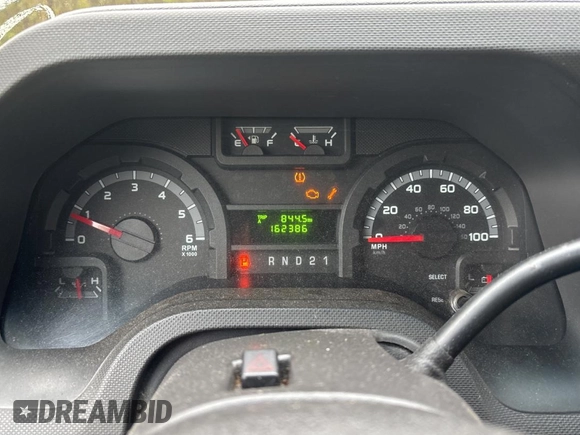2013 Ford Econoline Cargo Commercial with VIN 1FTNS2EW8DDB04338, listed as a Copart auction lot 56190265 with 162,386 mi miles and Clean title. Bid and sale history available at DreamBid. Image 8.