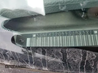 2009 Chevrolet Avalanche 2LT z VIN 3GNFK22099G198381, wystawiony jako Copart lot #55989725 z przebiegiem Nie podano mil oraz Szkoda całkowita • Salvage title. Historia ofert i sprzedaży dostępna na DreamBid. Obrazek 12.