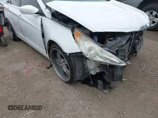 2013 Hyundai Sonata Limited with VIN 5NPEC4AC4DH663707, listed as a IAAI auction lot 41922352 with 165,101 mi miles and . Bid and sale history available at DreamBid. Image 6.