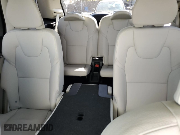 2022 Volvo XC90 Momentum with VIN YV4102PK9N1860873, listed as a Copart auction lot 75567144 with 13,675 mi miles and Salvage Title. Bid and sale history available at carsss.com. Image 10.
