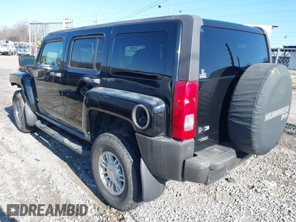 2007 Hummer H3 SUV with VIN 5GTDN13E078211008, listed as a IAAI auction lot 41452335 with 141,661 mi miles and . Bid and sale history available at DreamBid. Image 3.