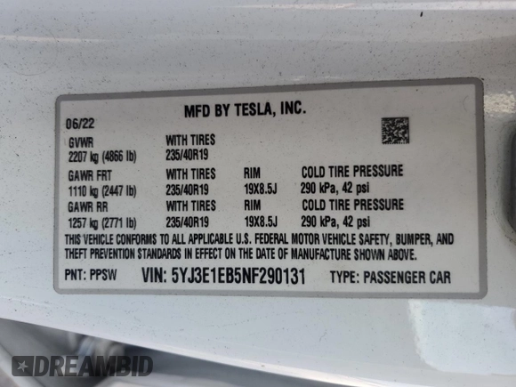 2022 Tesla Model 3 Long Range z VIN 5YJ3E1EB5NF290131, wystawiony jako Copart lot #61128624 z przebiegiem 57 274 mil mil oraz Szkoda całkowita • Salvage title. Historia ofert i sprzedaży dostępna na DreamBid. Obrazek 14.