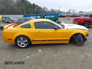 2007 Ford Mustang GT Deluxe with VIN 1ZVFT82H675285686, listed as a IAAI auction lot 41478777 with 189,083 mi miles. Bid and sale history available at carsss.com. Image 14.