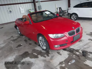 2007 BMW 3 Series 328i z VIN WBAWL135X7PX11007, wystawiony jako IAAI lot #42236388 z przebiegiem 200 061 mil mil oraz . Historia ofert i sprzedaży dostępna na DreamBid. Obrazek 1.