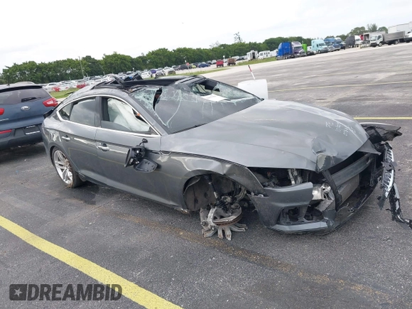 2019 Audi A5 Sportback Premium with VIN WAUANCF54KA076681, listed as a IAAI auction lot 40817960 with 1 mi miles. Bid and sale history available at carsss.com. Image 1.