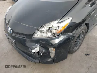 2013 Toyota Prius One with VIN JTDKN3DU3D1724080, listed as a IAAI auction lot 41726093 with 90,129 mi miles. Bid and sale history available at carsss.com. Image 6.