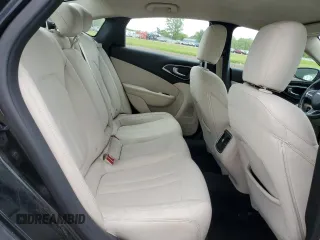 2015 Chrysler 200 Limited z VIN 1C3CCCAB9FN564042, wystawiony jako Copart lot #58078795 z przebiegiem 197 384 mil mil oraz Szkoda całkowita • Salvage title. Historia ofert i sprzedaży dostępna na DreamBid. Obrazek 10.