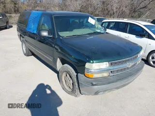 2004 Chevrolet Suburban LS with VIN 3GNEC16Z24G316520, listed as a IAAI auction lot 41331382 with 224,006 mi miles. Bid and sale history available at carsss.com. Image 1.