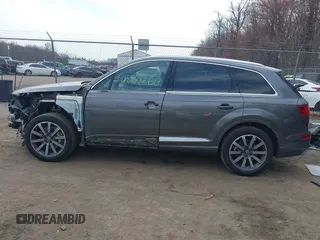 2019 Audi Q7 Premium Plus с VIN WA1LAAF7XKD020928, выставлен на аукционе IAAI как лот 41830260 с пробегом 91 157 миль миль и . История ставок и продаж доступна на DreamBid. Изображение 14.