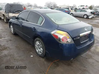 2012 Nissan Altima 2.5 S with VIN 1N4AL2AP4CN457152, listed as a IAAI auction lot 41196134 with 134,414 mi miles. Bid and sale history available at carsss.com. Image 3.