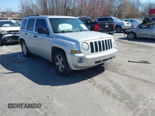 2010 Jeep Patriot Sport with VIN 1J4NF1GB9AD646059, listed as a IAAI auction lot 41762772 with 159,188 mi miles. Bid and sale history available at carsss.com. Image 1.