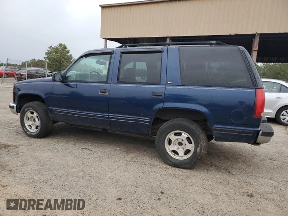 1998 GMC Yukon with VIN 1GKEK13R5WR514208, listed as a Copart auction lot 49724615 with 260,788 mi miles and Salvage Title. Bid and sale history available at carsss.com. Image 2.