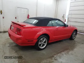 2005 Ford Mustang GT Deluxe with VIN 1ZVFT85H455241680, listed as a Copart auction lot 82101444 with 51,114 mi miles and Salvage Title. Bid and sale history available at DreamBid. Image 3.