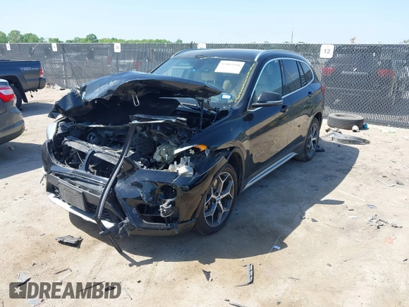 2017 BMW X1 sDrive28i z VIN WBXHU7C31H5H33748, wystawiony jako IAAI lot #42003198 z przebiegiem 71 274 mil mil oraz . Historia ofert i sprzedaży dostępna na DreamBid. Obrazek 17.