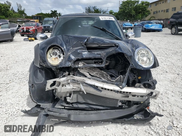 2006 MINI Convertible S z VIN WMWRH335X6TF87128, wystawiony jako Copart lot #51917565 z przebiegiem 91 741 mil mil oraz Szkoda całkowita • Salvage title. Historia ofert i sprzedaży dostępna na DreamBid. Obrazek 5.