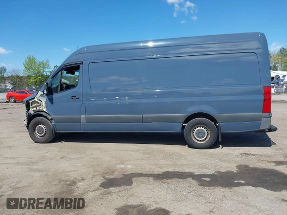 2019 Mercedes-Benz Sprinter Cargo z VIN WD4PF1CD4KT006098, wystawiony jako IAAI lot #42039521 z przebiegiem 80 537 mil mil oraz . Historia ofert i sprzedaży dostępna na DreamBid. Obrazek 14.