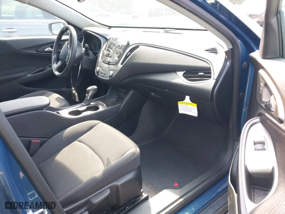 2024 Chevrolet Malibu LS with VIN 1G1ZC5ST2RF130755, listed as a IAAI auction lot 42015721 with 20,585 mi miles. Bid and sale history available at carsss.com. Image 5.