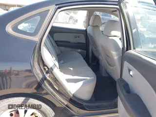 2010 Hyundai Elantra GLS z VIN KMHDU4AD1AU170856, wystawiony jako IAAI lot #42349714 z przebiegiem 160 598 mil mil oraz . Historia ofert i sprzedaży dostępna na DreamBid. Obrazek 8.