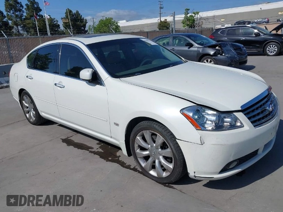 2007 Infiniti M Sport with VIN JNKAY01E97M307725, listed as a IAAI auction lot 42066474 with 211,377 mi miles. Bid and sale history available at carsss.com. Image 1.