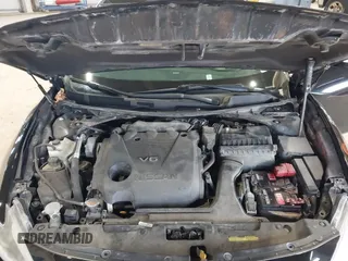 2017 Nissan Maxima SV with VIN 1N4AA6AP7HC405028, listed as a IAAI auction lot 41358504 with 92,231 mi miles. Bid and sale history available at carsss.com. Image 10.