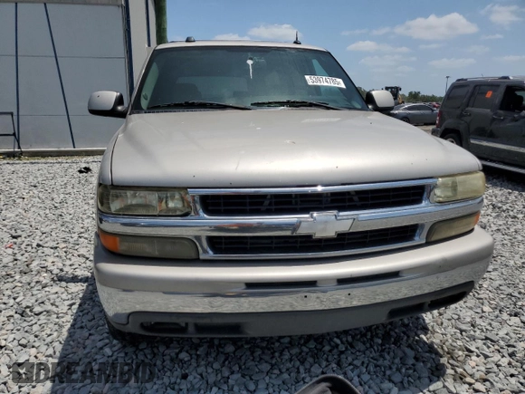 2005 Chevrolet Suburban LT z VIN 3GNEC16Z15G280353, wystawiony jako Copart lot #53974785 z przebiegiem 389 849 mil mil oraz Nie do naprawy. Historia ofert i sprzedaży dostępna na DreamBid. Obrazek 5.