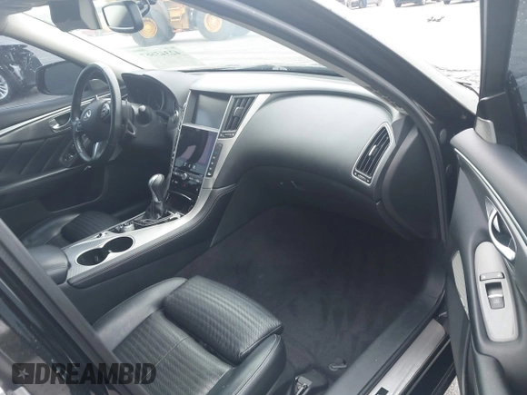 2017 Infiniti Q50 Premium z VIN JN1EV7AP0HM730316, wystawiony jako IAAI lot #42345667 z przebiegiem 123 743 mil mil oraz . Historia ofert i sprzedaży dostępna na DreamBid. Obrazek 5.