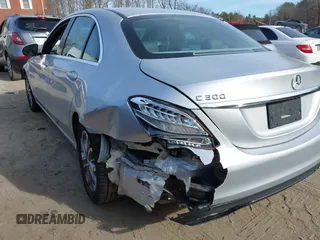 2015 Mercedes-Benz C 300 Luxury with VIN 55SWF4KBXFU077028, listed as a IAAI auction lot 41728293 with 149,131 mi miles and . Bid and sale history available at DreamBid. Image 6.