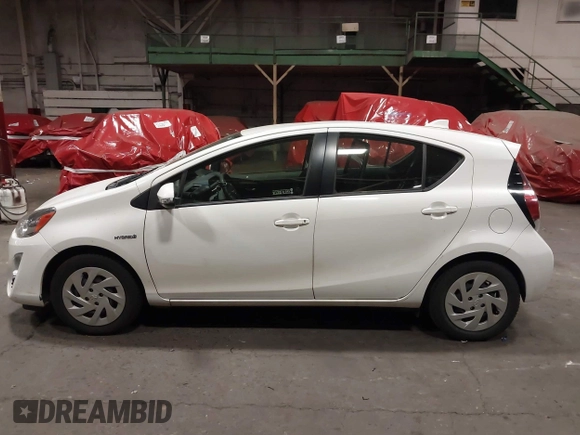 2016 Toyota Prius One with VIN JTDKDTB35G1121648, listed as a IAAI auction lot 42019218 with 74,687 mi miles and . Bid and sale history available at carsss.com. Image 14.