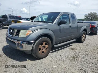 2006 Nissan Frontier SE z VIN 1N6AD06U56C411515, wystawiony jako Copart lot #50495045 z przebiegiem 208 708 mil mil oraz Czysty tytuł • Clean title. Historia ofert i sprzedaży dostępna na DreamBid. Obrazek 1.