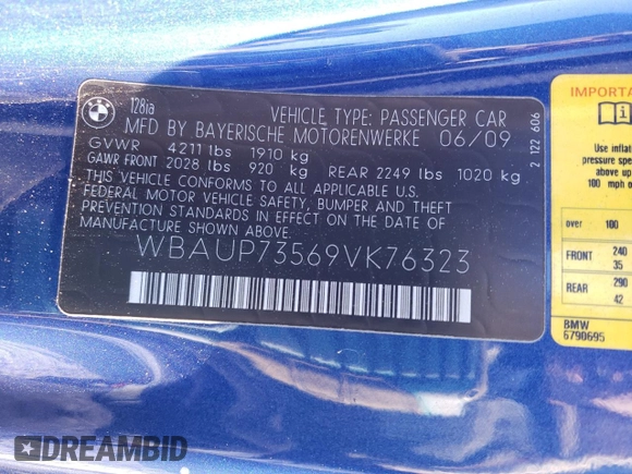 2009 BMW 1 Series 128i with VIN WBAUP73569VK76323, listed as a Copart auction lot 83401024 with 85,633 mi miles and Clean Title. Bid and sale history available at carsss.com. Image 12.