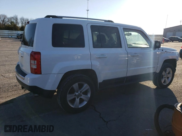 2011 Jeep Patriot Latitude X with VIN 1J4NF4GB4BD239057, listed as a Copart auction lot 85320574 with 180,792 mi miles and Salvage Title. Bid and sale history available at DreamBid. Image 3.