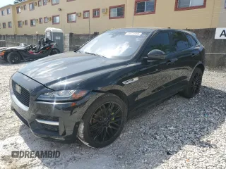 2017 Jaguar F-Pace 20d R-Sport with VIN SADCL2BN1HA085899, listed as a Copart auction lot 59713495 with 104,596 mi miles and Clean title. Bid and sale history available at DreamBid. Image 1.