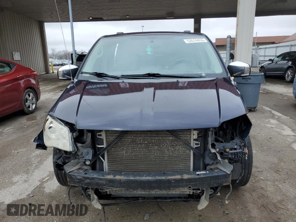 2013 Chrysler Town & Country Limited z VIN 2C4RC1GG9DR711585, wystawiony jako Copart lot #52674455 z przebiegiem Nie podano mil oraz Szkoda całkowita • Salvage title. Historia ofert i sprzedaży dostępna na DreamBid. Obrazek 5.