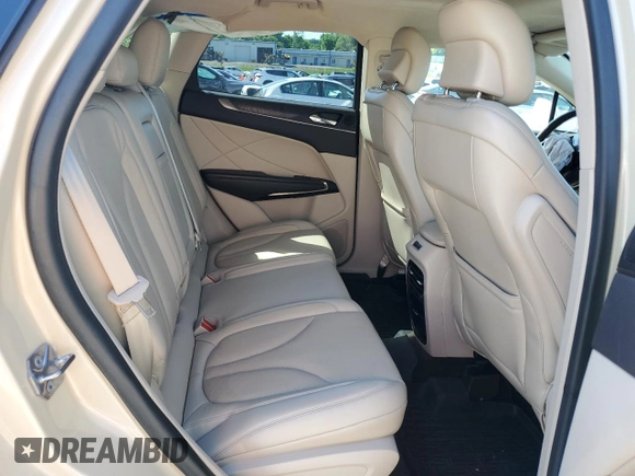 2018 Lincoln MKC Reserve with VIN 5LMTJ3DH2JUL15106, listed as a Copart auction lot 58616205 with 65,662 mi miles and Salvage title. Bid and sale history available at DreamBid. Image 10.