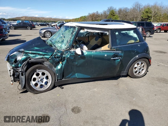 2004 MINI Hardtop with VIN WMWRC33484TJ58571, listed as a Copart auction lot 74843094 with Not Provided miles and Salvage Title. Bid and sale history available at DreamBid. Image 1.