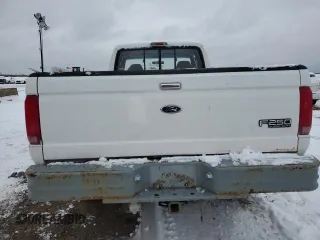 1994 Ford F-250 with VIN 1FTHX26M6RKB49759, listed as a Copart auction lot 85785514 with 371,640 mi miles and Salvage Title. Bid and sale history available at carsss.com. Image 6.