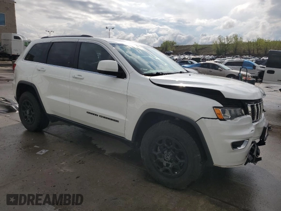 2019 Jeep Grand Cherokee Altitude z VIN 1C4RJFAG6KC670107, wystawiony jako Copart lot #55820305 z przebiegiem 48 336 mil mil oraz Szkoda całkowita • Salvage title. Historia ofert i sprzedaży dostępna na DreamBid. Obrazek 4.