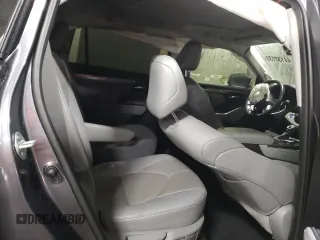 2021 Toyota Highlander Hybrid Limited with VIN 5TDXBRCH0MS522418, listed as a Copart auction lot 44133135 with 94,124 mi miles and Salvage title. Bid and sale history available at DreamBid. Image 11.