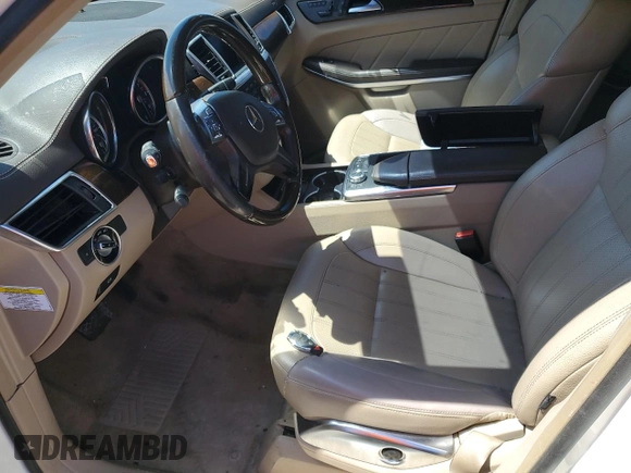 2013 Mercedes-Benz GL 450 z VIN 4JGDF7CE4DA166257, wystawiony jako Copart lot #58972195 z przebiegiem Nie podano mil oraz Czysty tytuł • Clean title. Historia ofert i sprzedaży dostępna na DreamBid. Obrazek 7.
