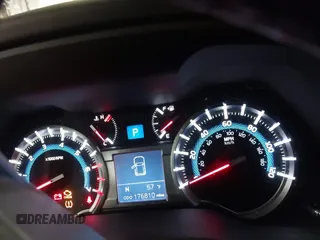 2015 Toyota 4Runner Limited with VIN JTEBU5JR5F5234181, listed as a IAAI auction lot 41444618 with 176,810 mi miles and . Bid and sale history available at carsss.com. Image 7.