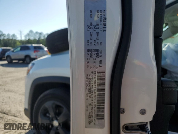 2020 Jeep Compass Latitude with VIN 3C4NJDBB0LT101376, listed as a Copart auction lot 52676275 with 35,965 mi miles and Salvage title. Bid and sale history available at DreamBid. Image 16.