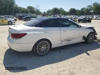 2015 Mercedes-Benz E 400 with VIN WDDKK6FF4FF300928, listed as a Copart auction lot 53260175 with 65,194 mi miles and Salvage Title. Bid and sale history available at DreamBid. Image 3.