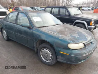 1998 Oldsmobile Cutlass GL z VIN 1G3NB52M2W6317412, wystawiony jako IAAI lot #41507437 z przebiegiem 115 394 mil mil oraz . Historia ofert i sprzedaży dostępna na DreamBid. Obrazek 1.