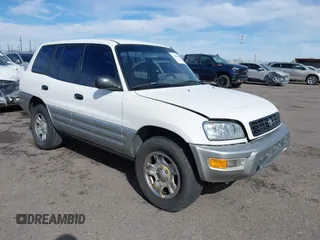 2000 Toyota RAV4 with VIN JT3GP10V8Y7067089, listed as a IAAI auction lot 41806688 with 192,478 mi miles and . Bid and sale history available at DreamBid. Image 1.